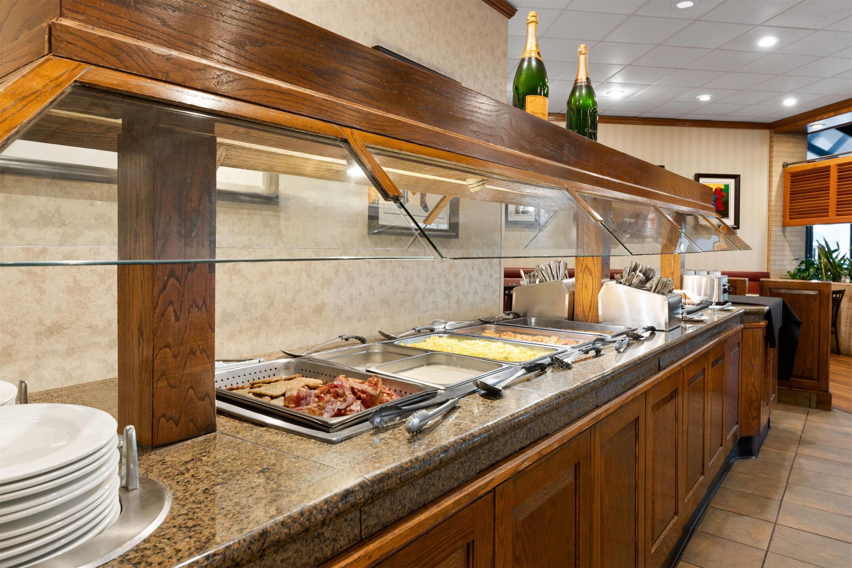 Property amenity | Wyndham Riverfront Little Rock