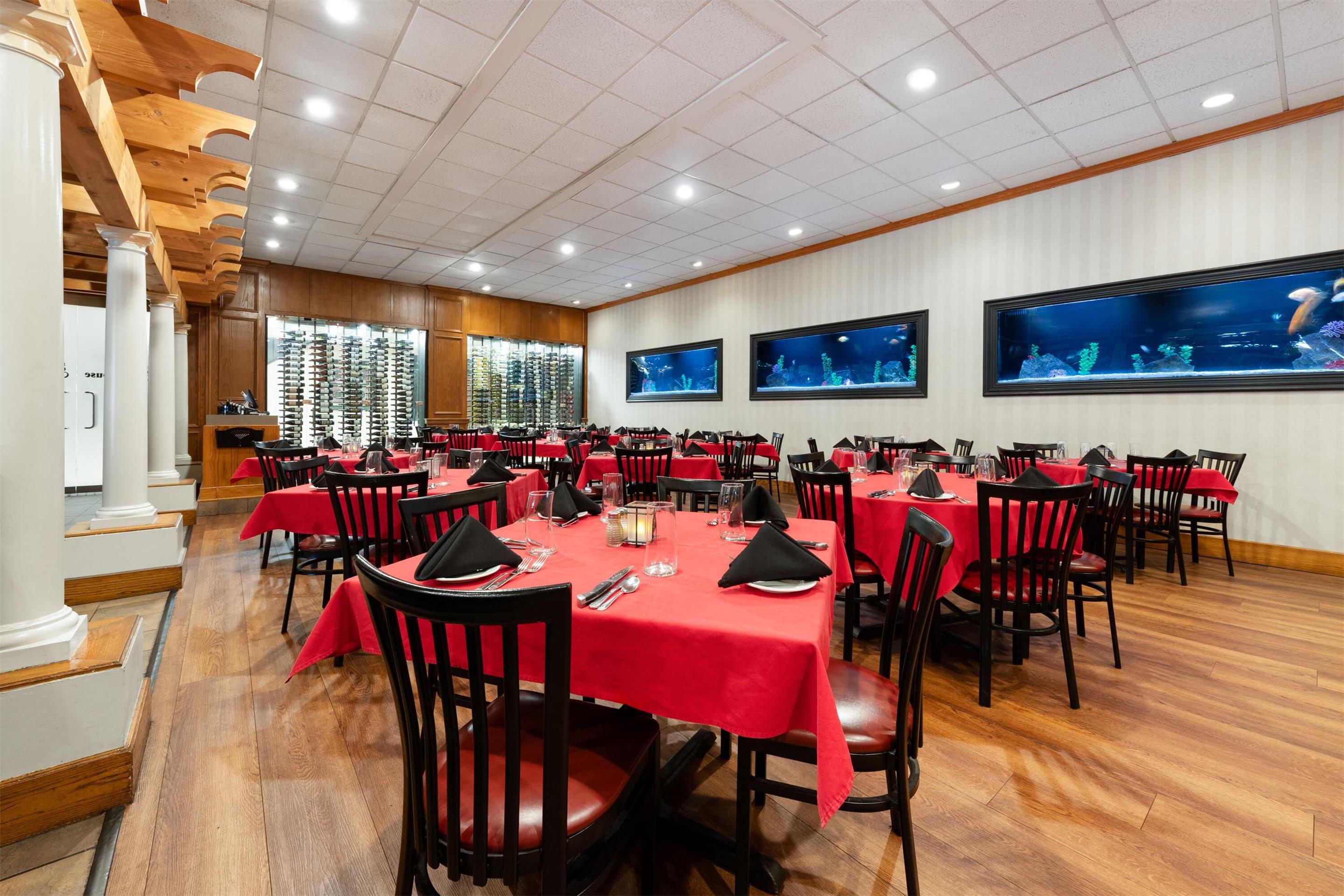 Restaurant | Wyndham Riverfront Little Rock