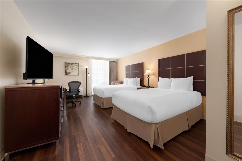 WYNDHAM RIVERFRONT LITTLE ROCK-guestroom-Guest Room,On-Site.jpg