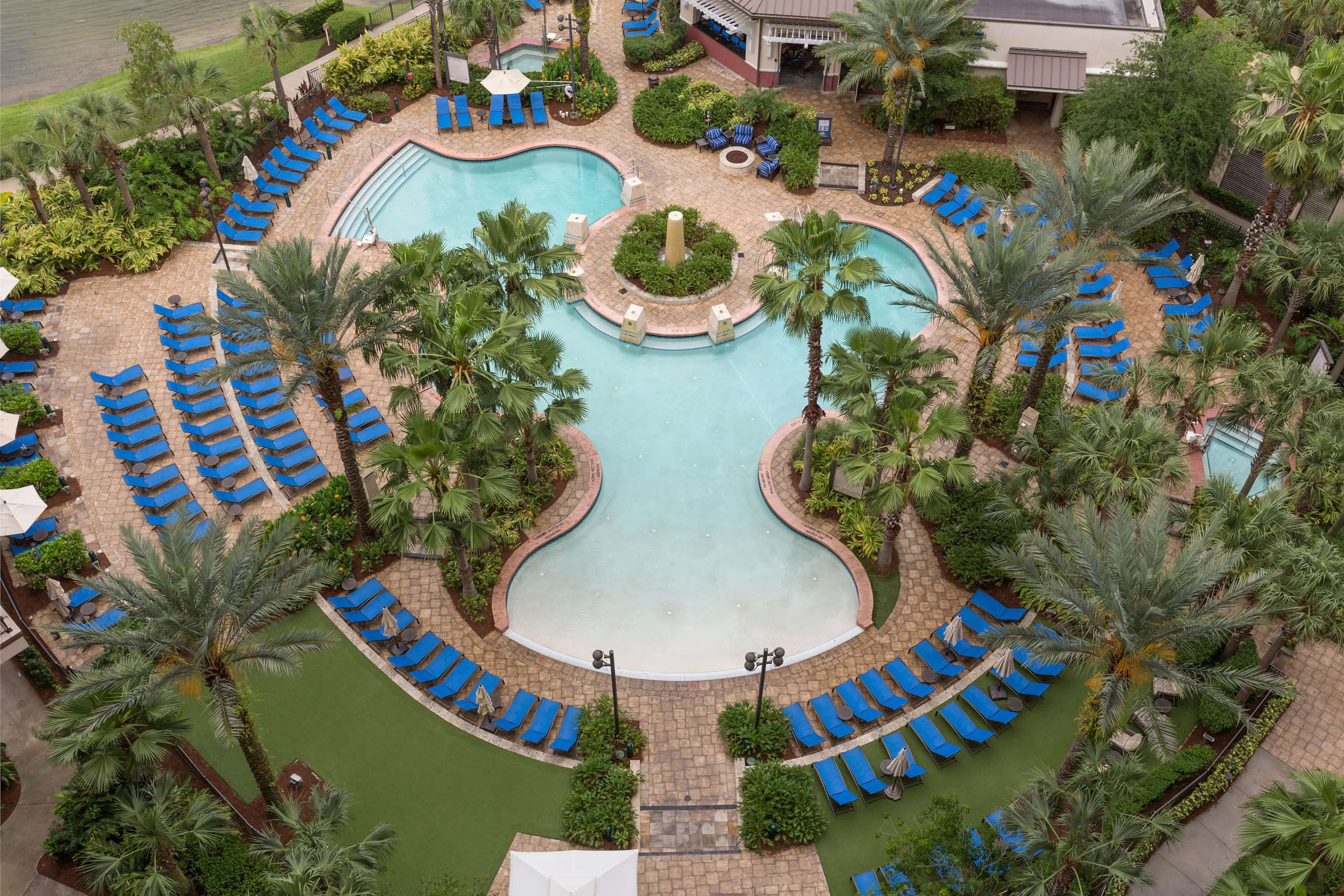Pool | Wyndham Grand Orlando Resort Bonnet Creek