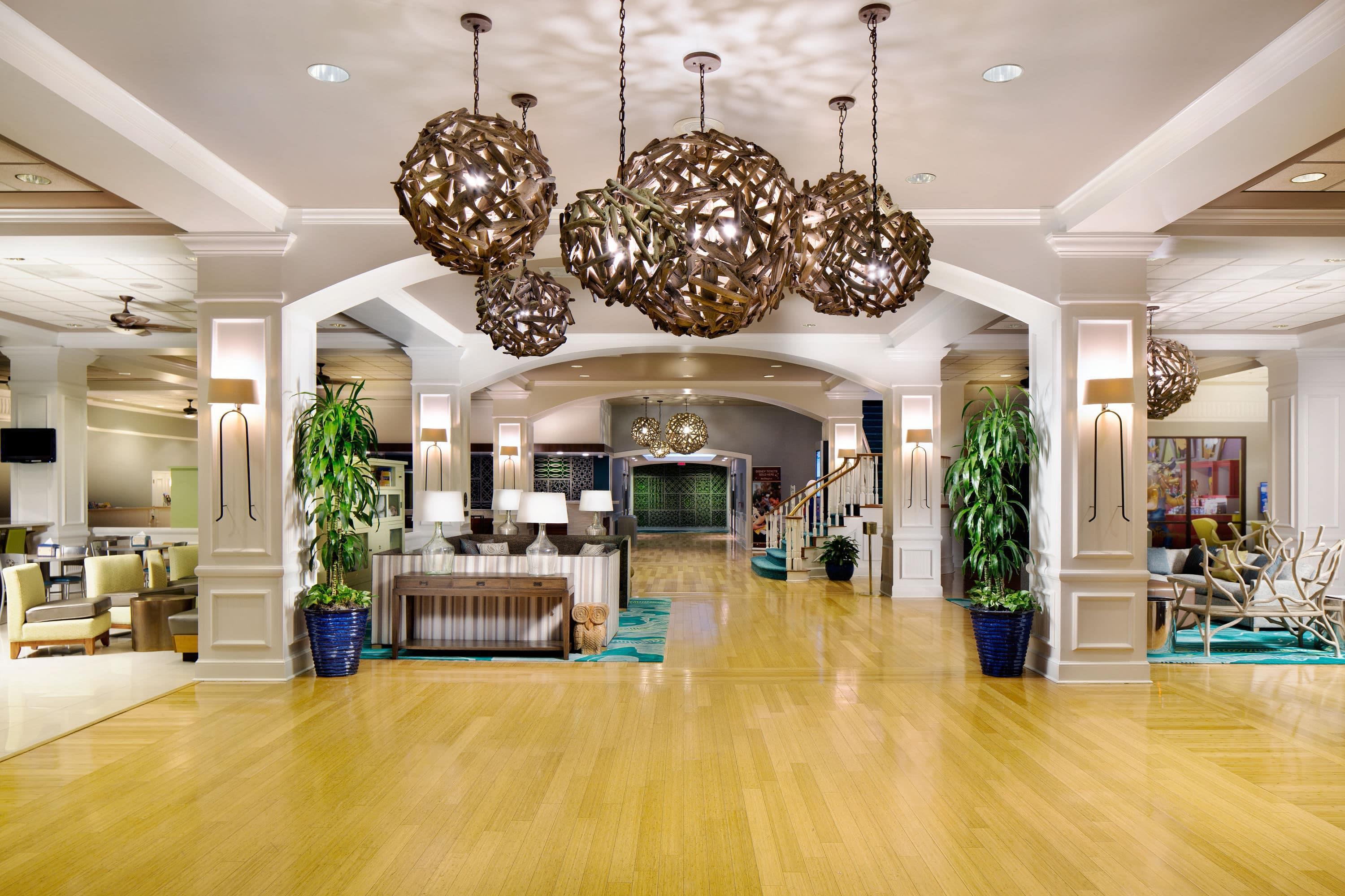 Lobby | Wyndham Lake Buena Vista Disney Springs® Resort Area