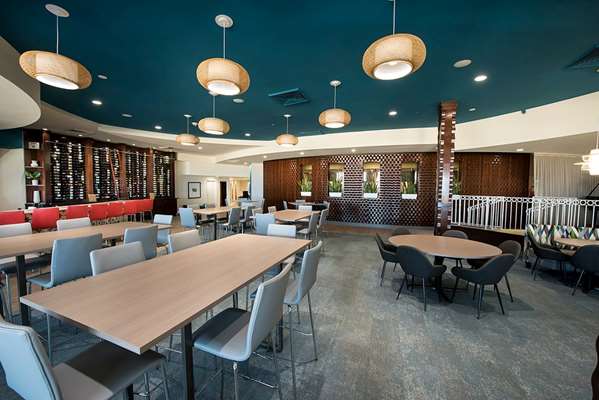 Restaurant - Wyndham Hotel Virginia Beach