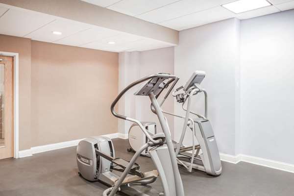 Fitness/ Exercise Room - Wyndham Hotel Virginia Beach