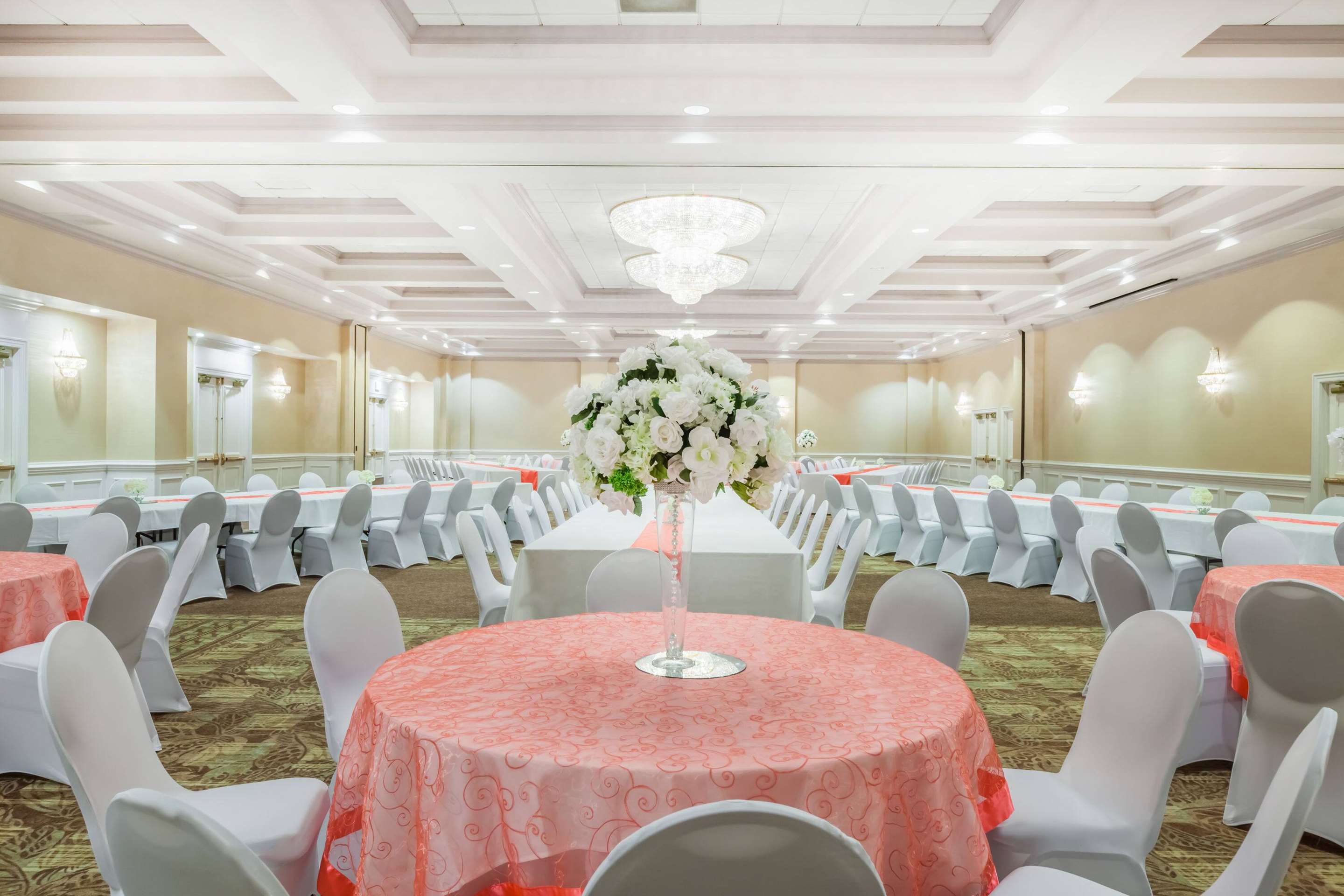 Ballroom | Wyndham Virginia Beach Oceanfront