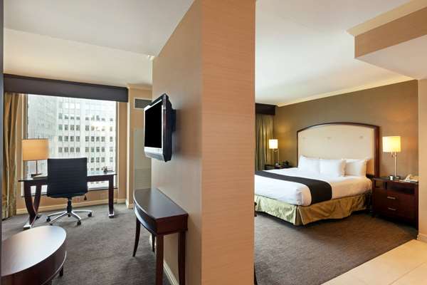 Suite - Wyndham Grand Hotel Pittsburgh