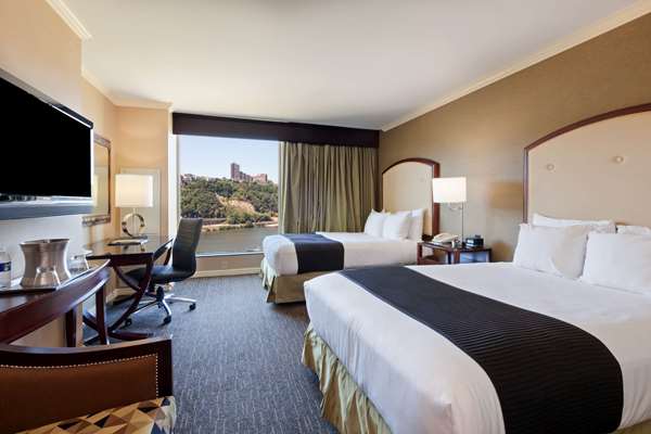  - Wyndham Grand Hotel Pittsburgh