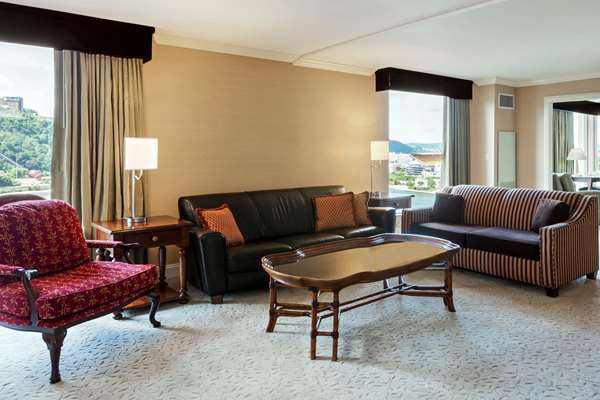 Suite - Wyndham Grand Hotel Pittsburgh