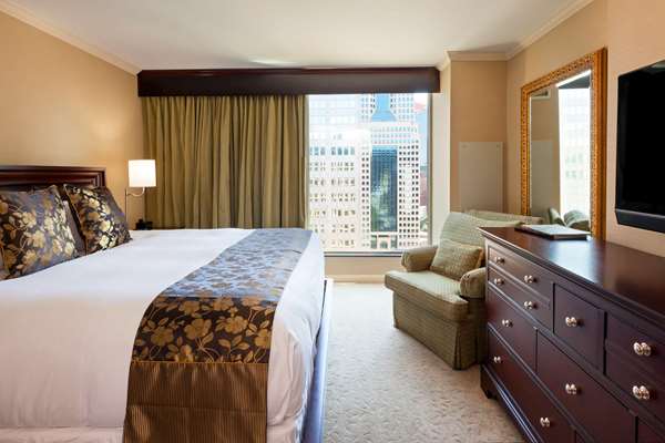 Suite - Wyndham Grand Hotel Pittsburgh