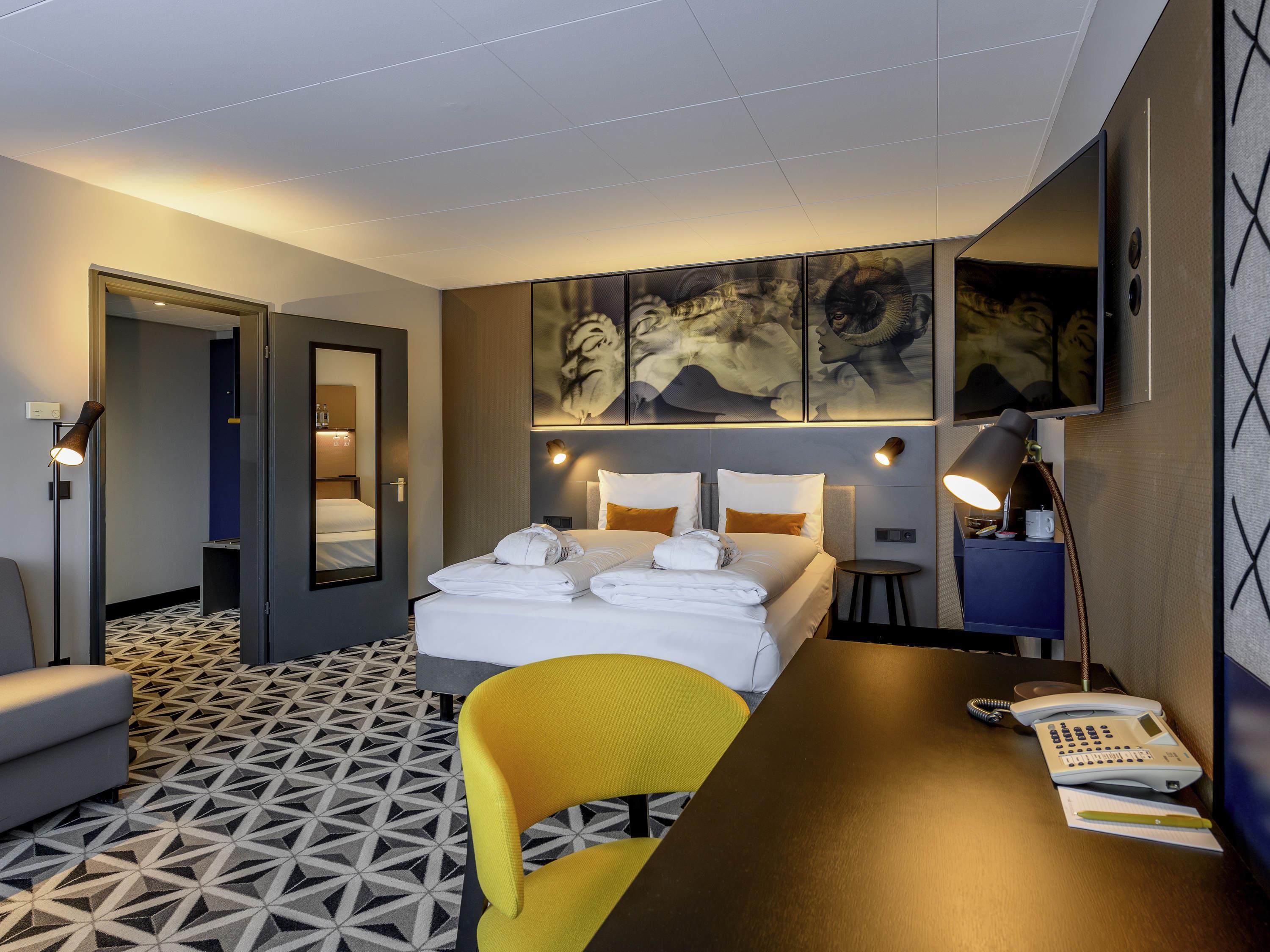 Mercure Hotel Freiburg am Munster - Tap to explore photos