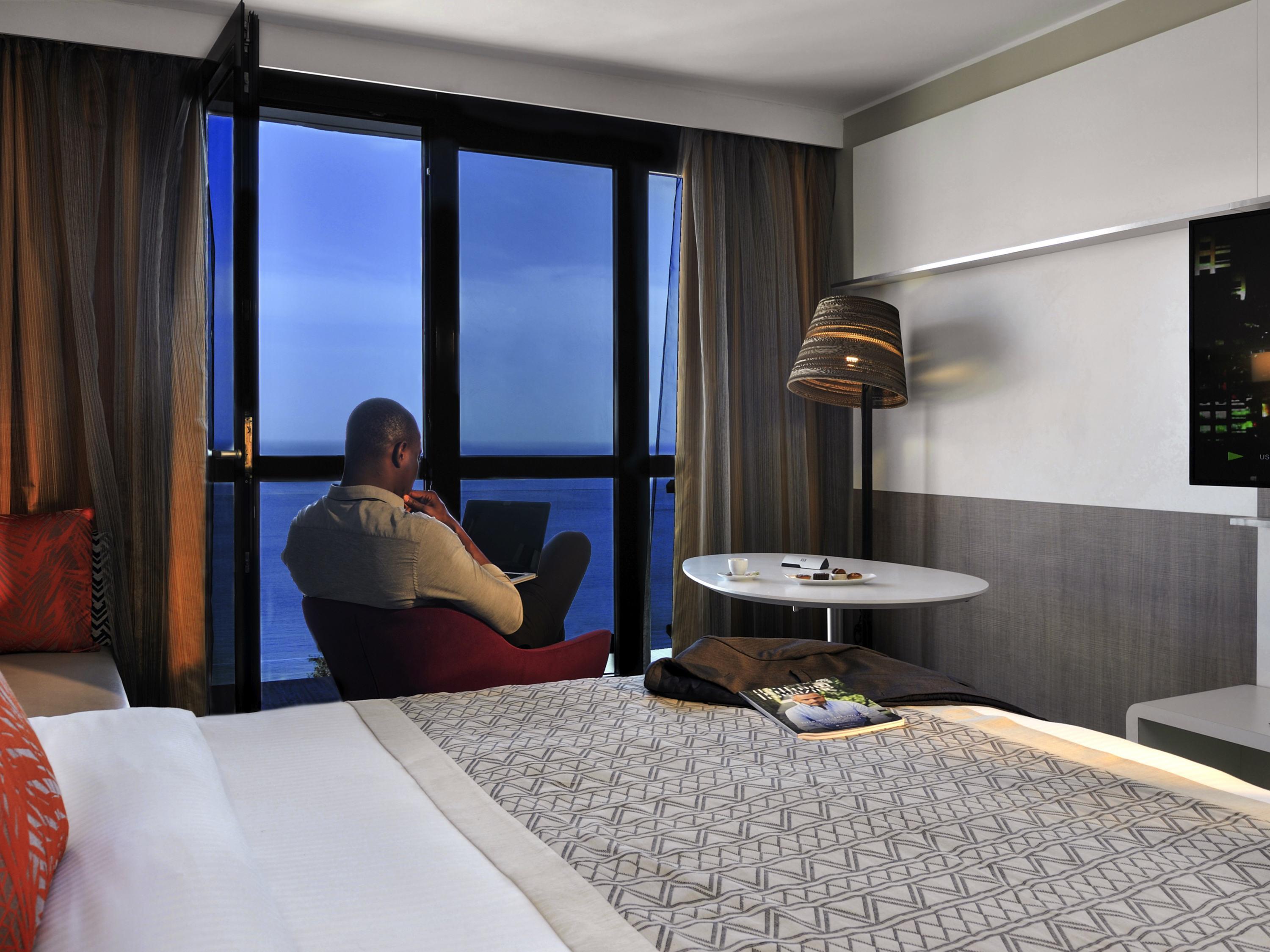 Pullman Dakar Teranga Room Type - SUPERIOR PREMIUM ROOM, 1 King Size Bed, Sea View