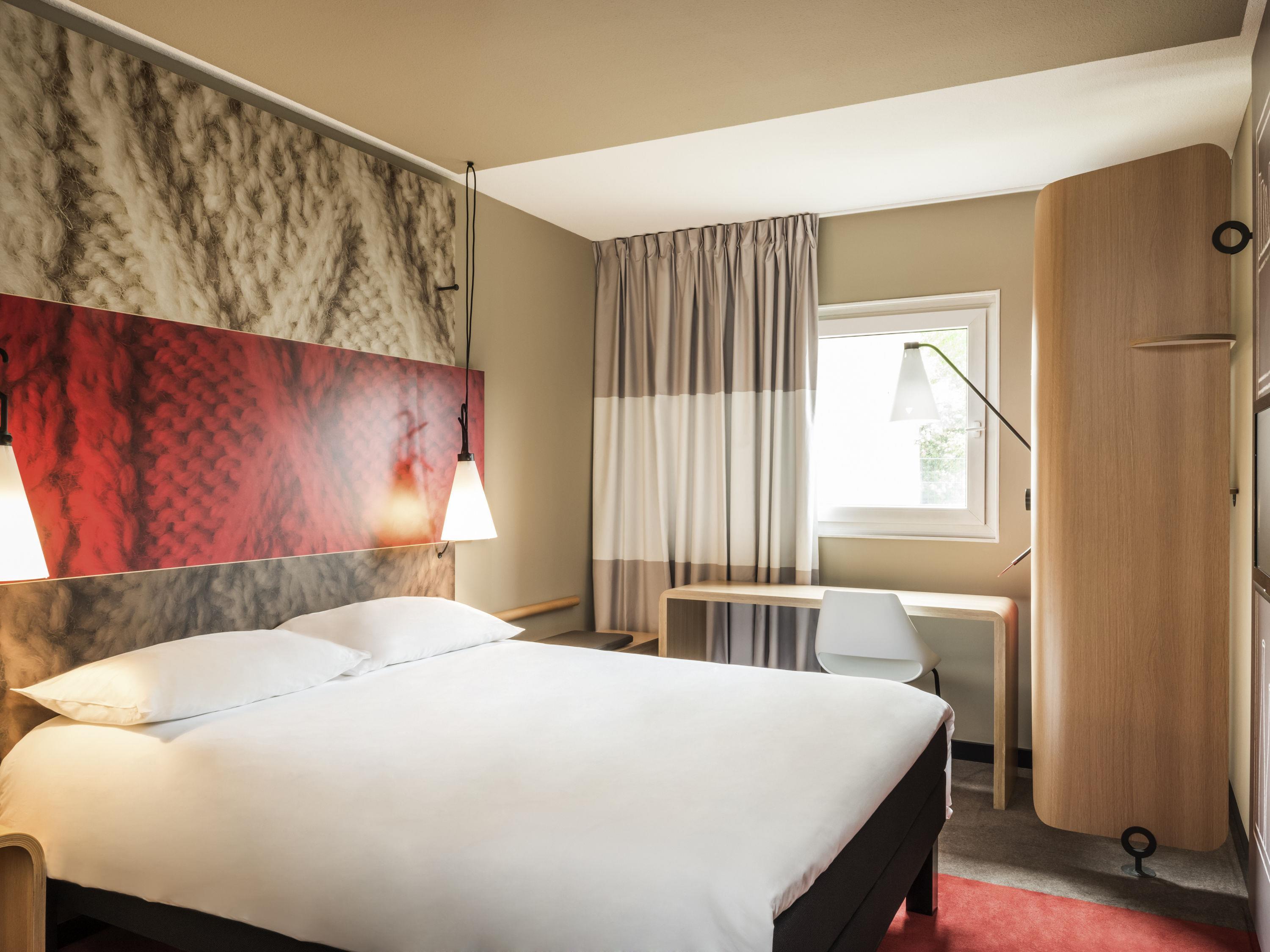 ibis Melun Hotel Room Type - Standard Room with 2 single beds