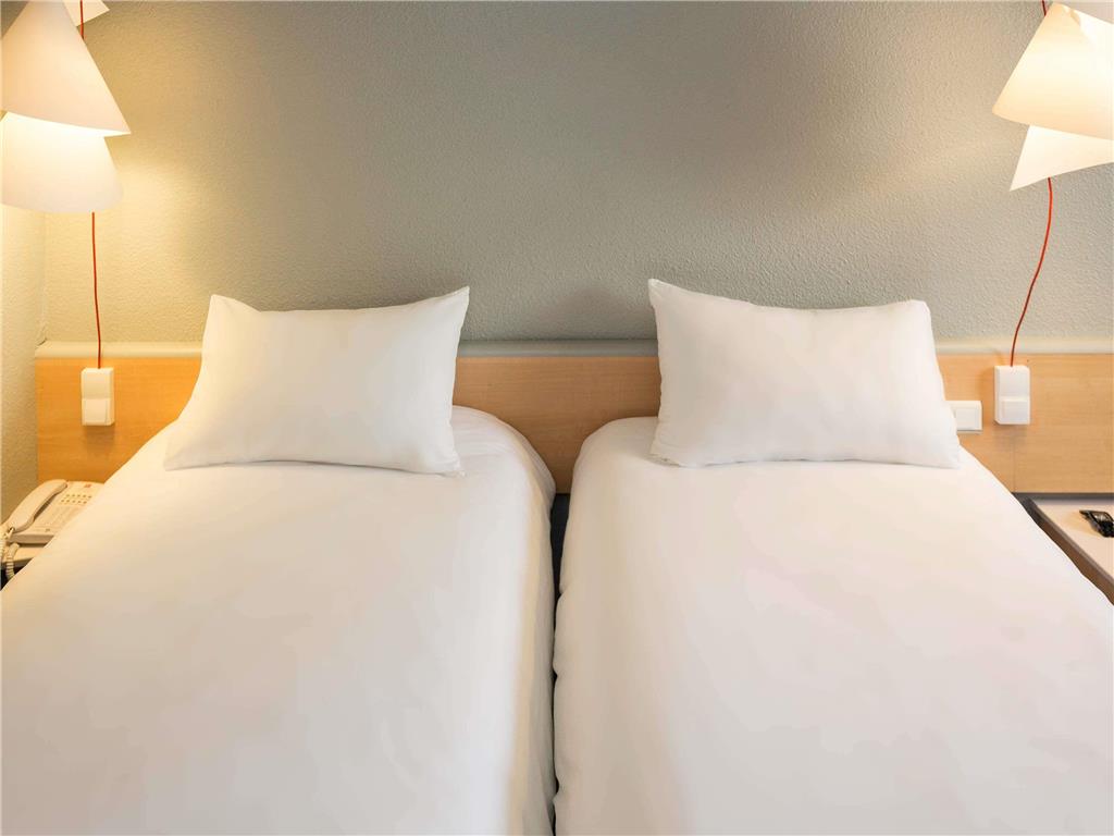 Hotel ibis Montelimar Nord - Tap to explore photos