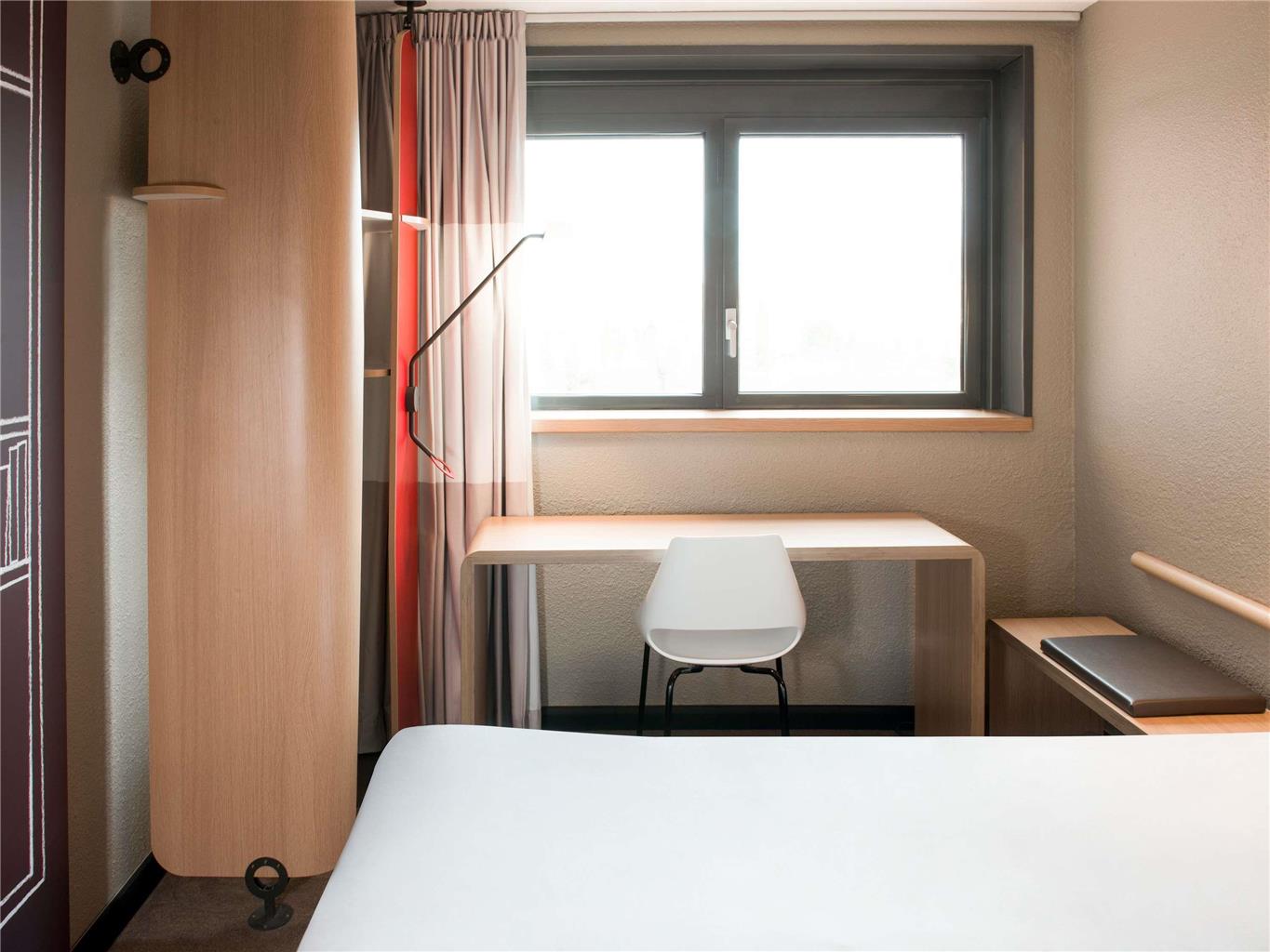 Ibis Hotel Valence Sud