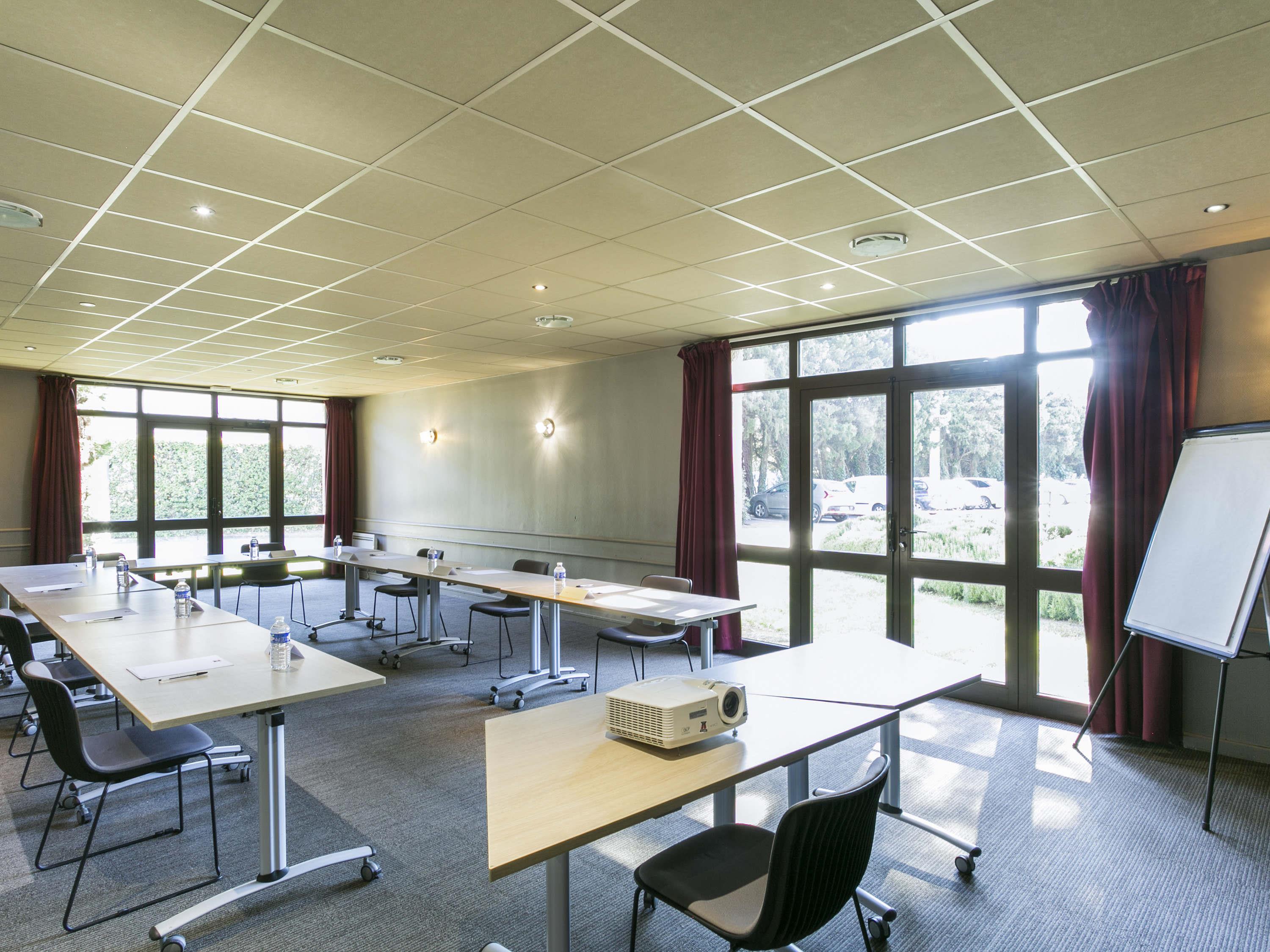 ibis Avignon South