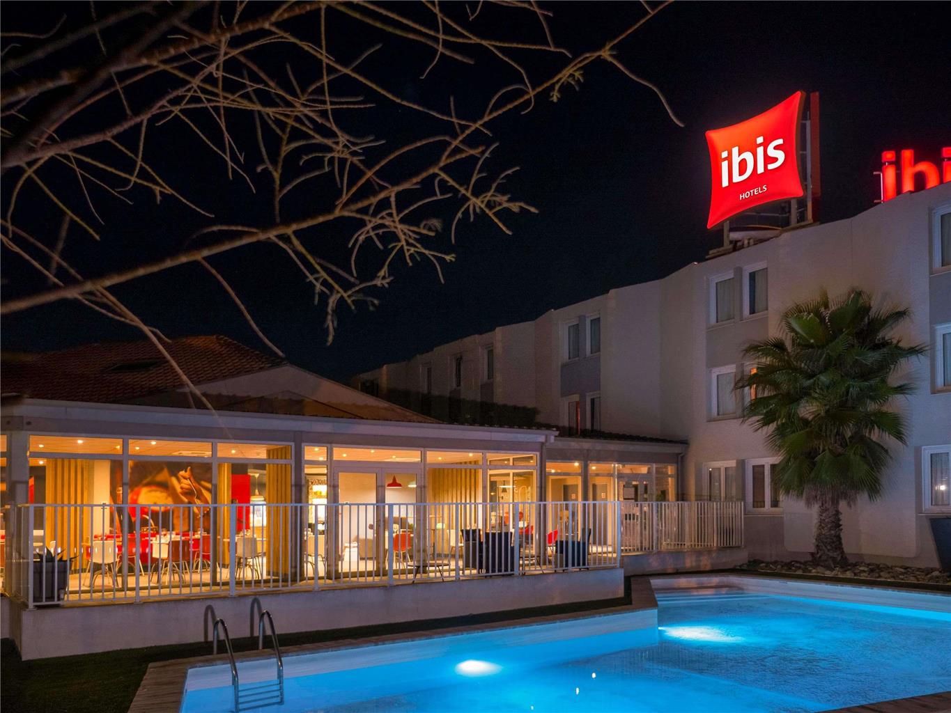 Ibis Arles