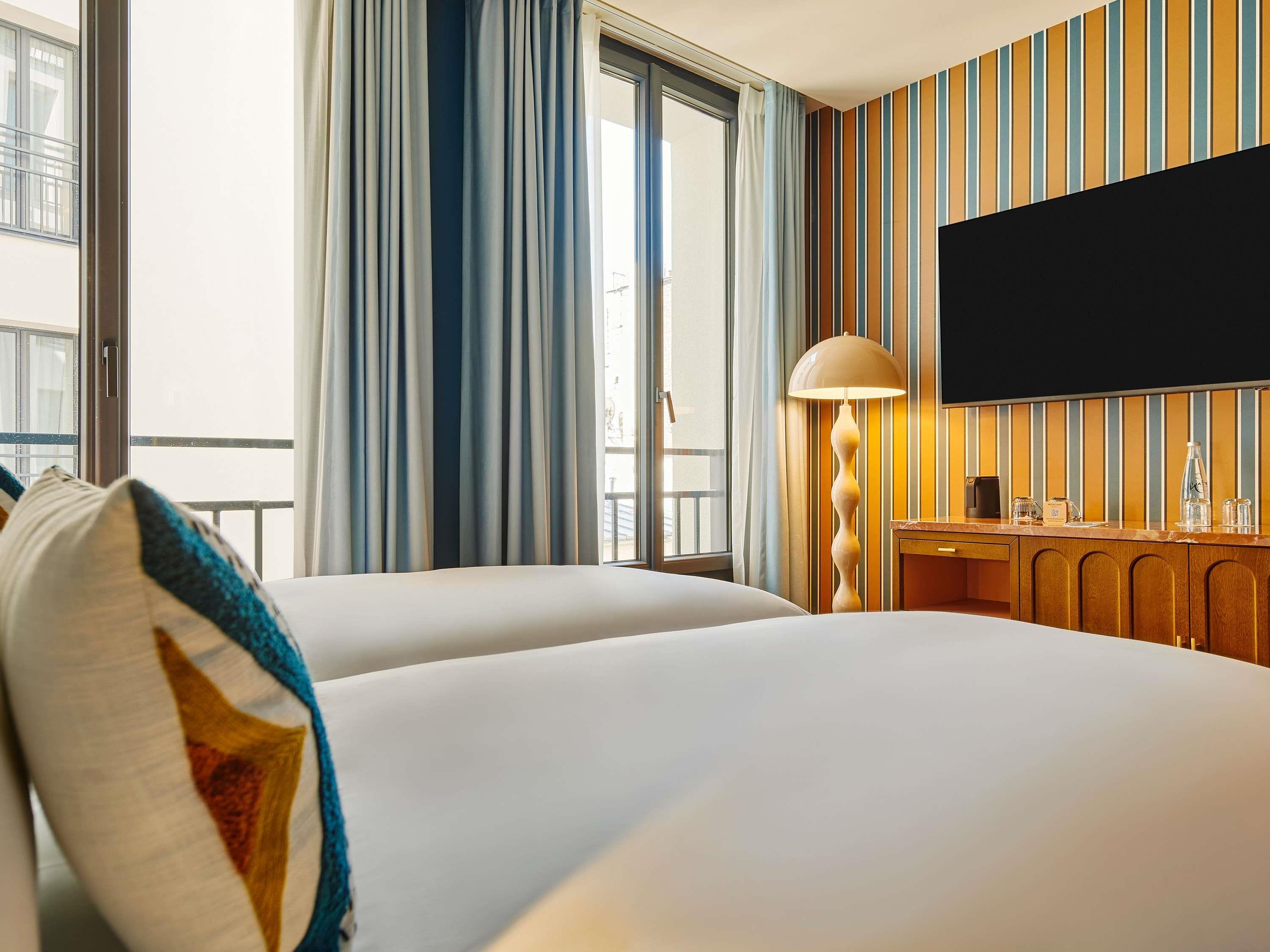 Mercure Paris Butte Montmartre Basilique Room Type - Standard Room with 2 Single beds