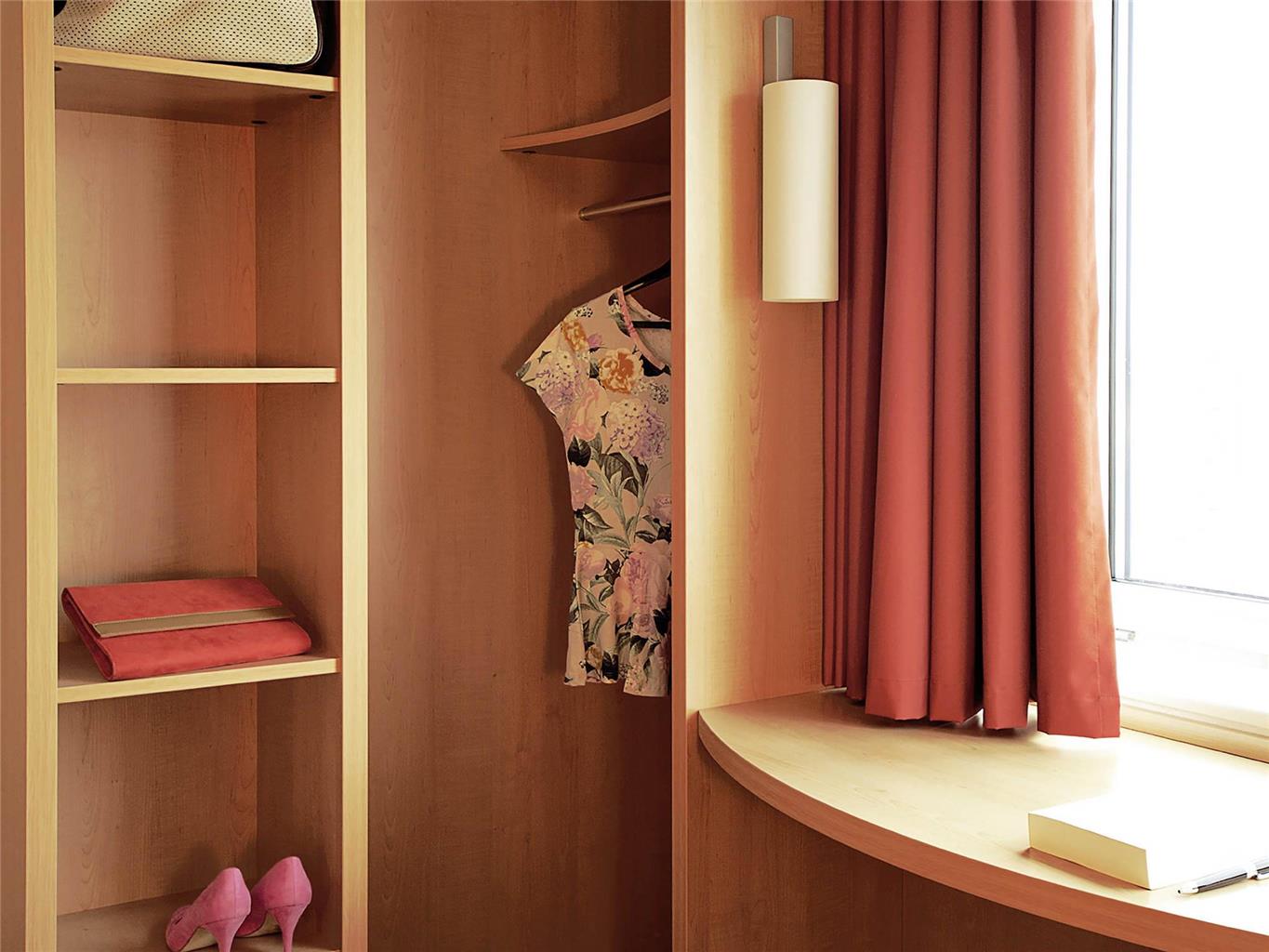 Ibis Paris Evry