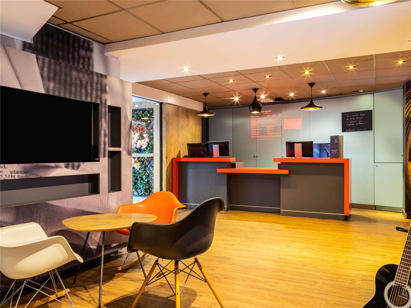 Ibis Paris La Fayette