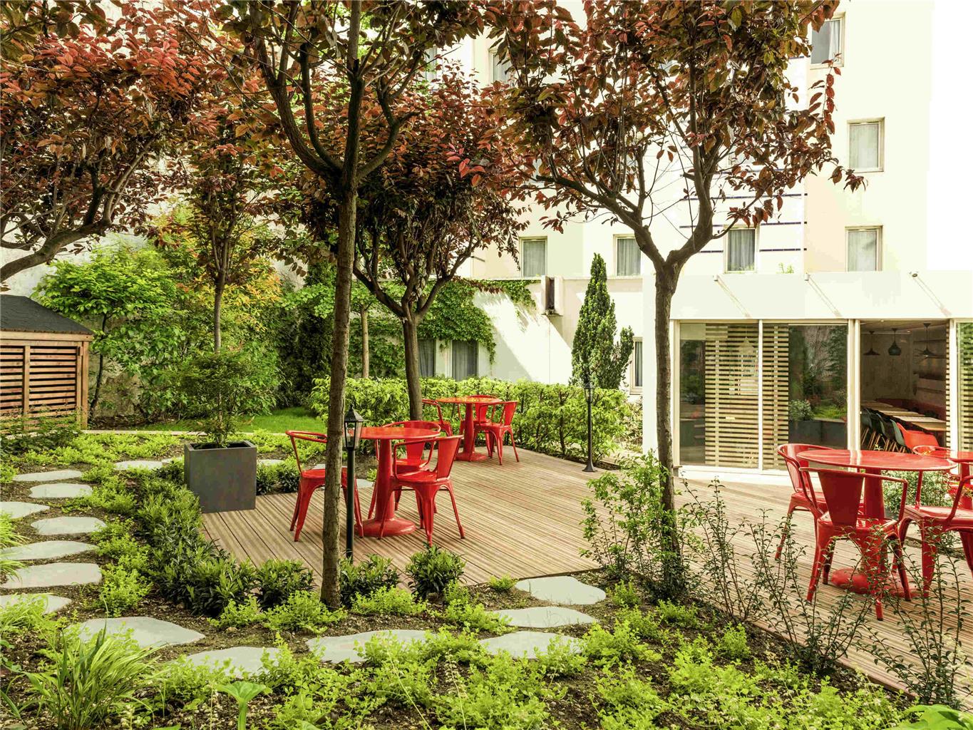 Ibis Paris La Fayette