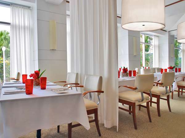 Restaurant - Hotel Pullman Airport Miami