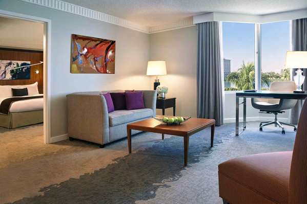 Suite - Hotel Pullman Airport Miami