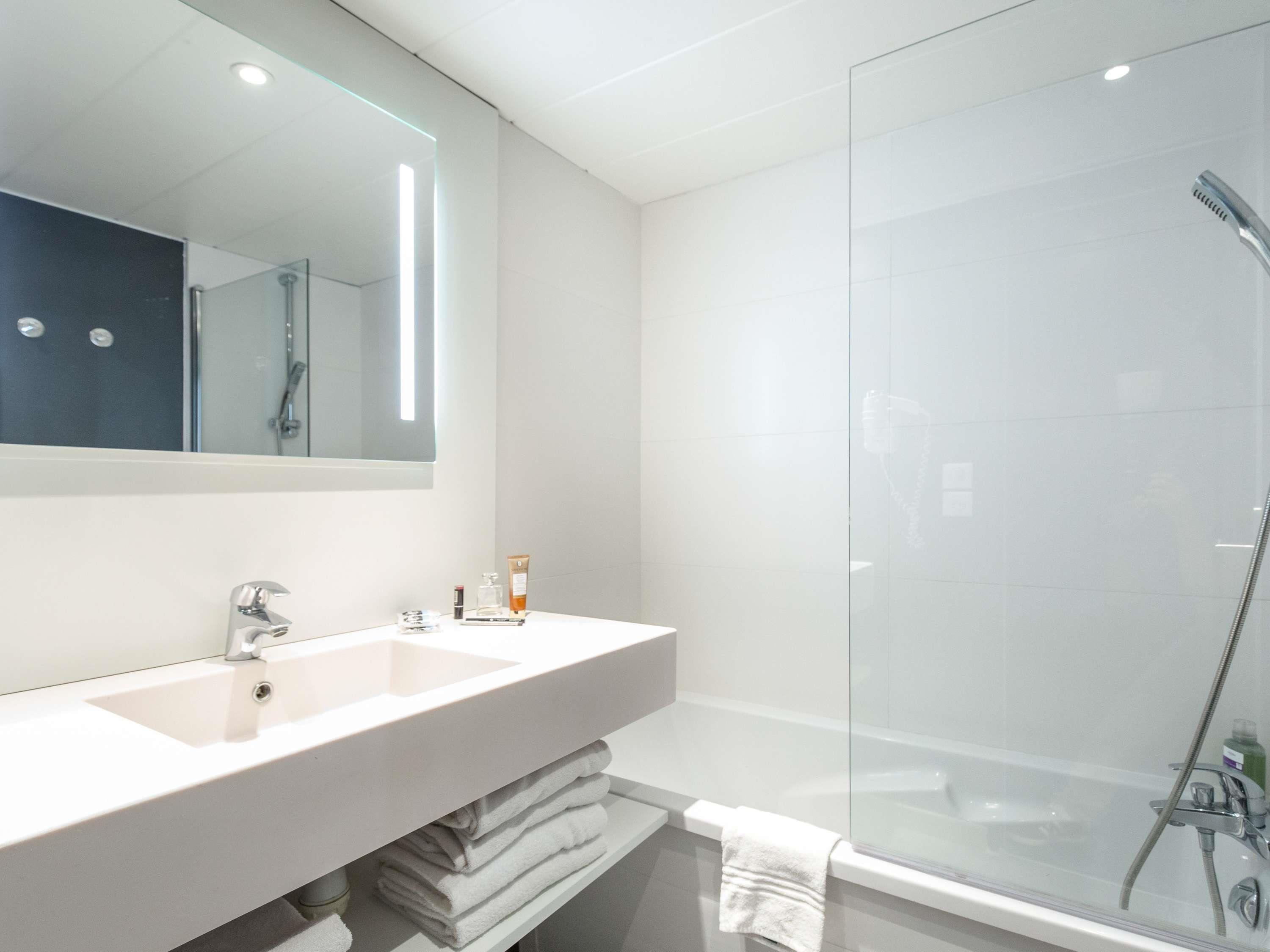 Mercure Hyeres Centre Hotel - Tap to explore photos