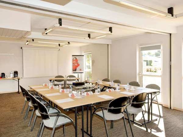On-Site,Business/Events,Meeting Room