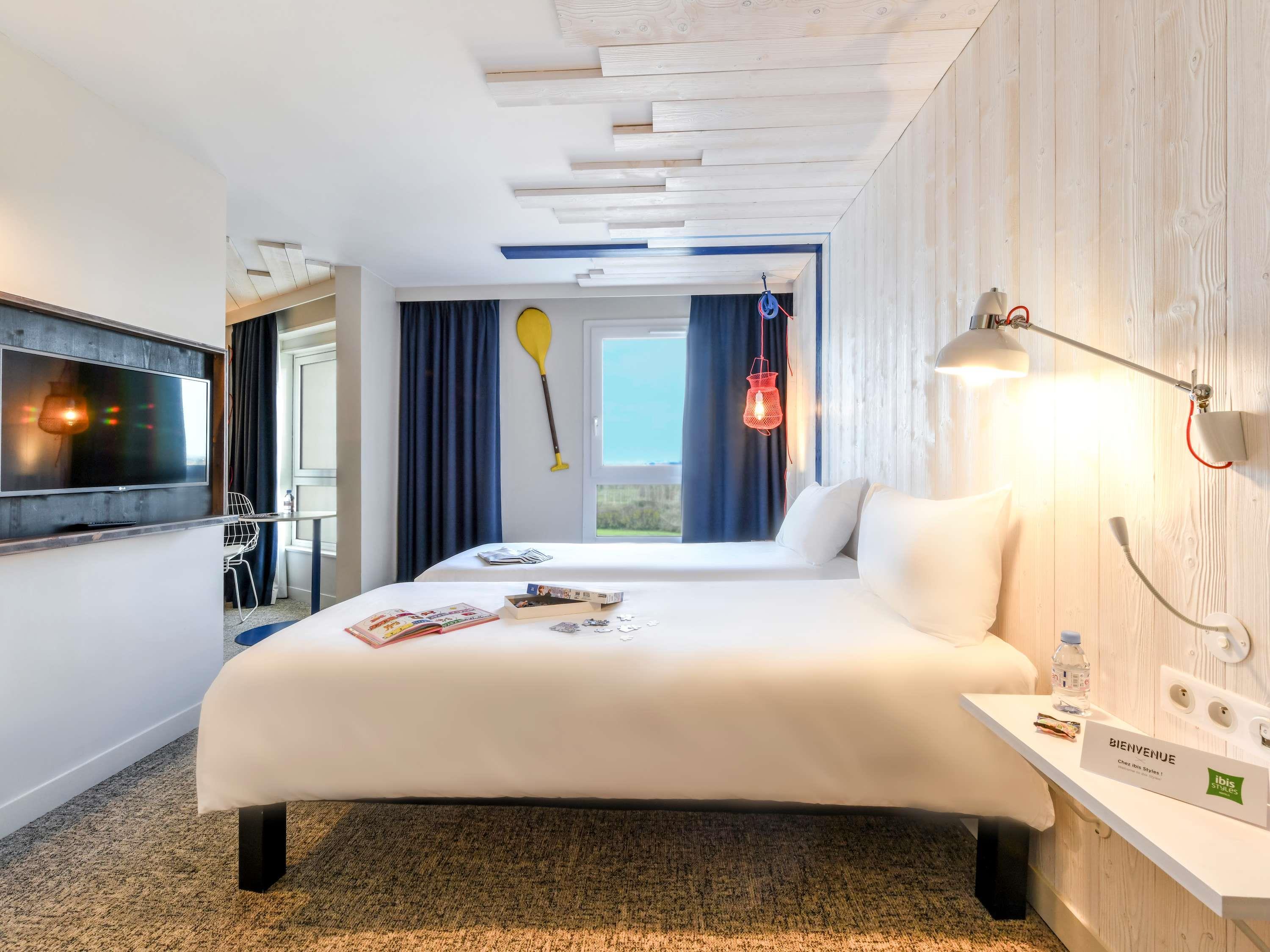 IBIS STYLES LA ROCHELLE THALASSO - Tap to explore photos