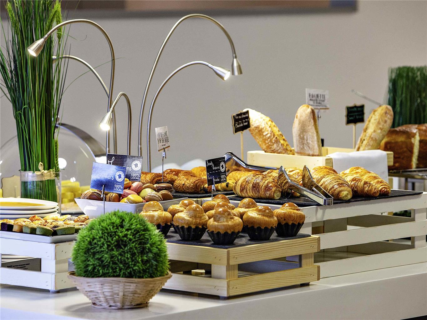 Mercure Paris Pt de Versailles Vaugirard