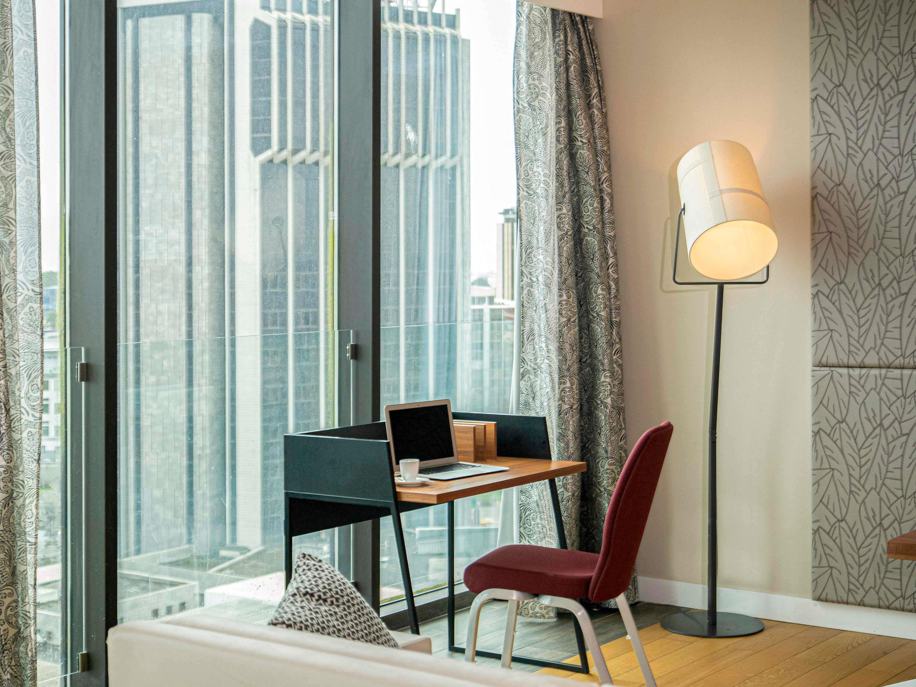 Pullman Abidjan Room Type - Junior Suite, 1 King Side Bed, City View Pullman Abidjan Room Type - Junior Suite, 1 King Side Bed, City View