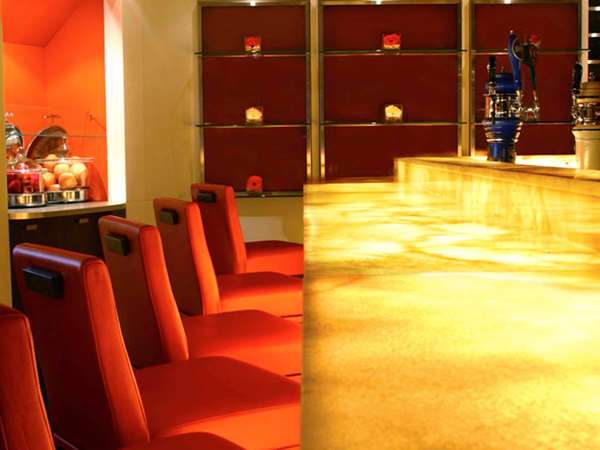 Bar - Novotel Montreal Centre Hotel