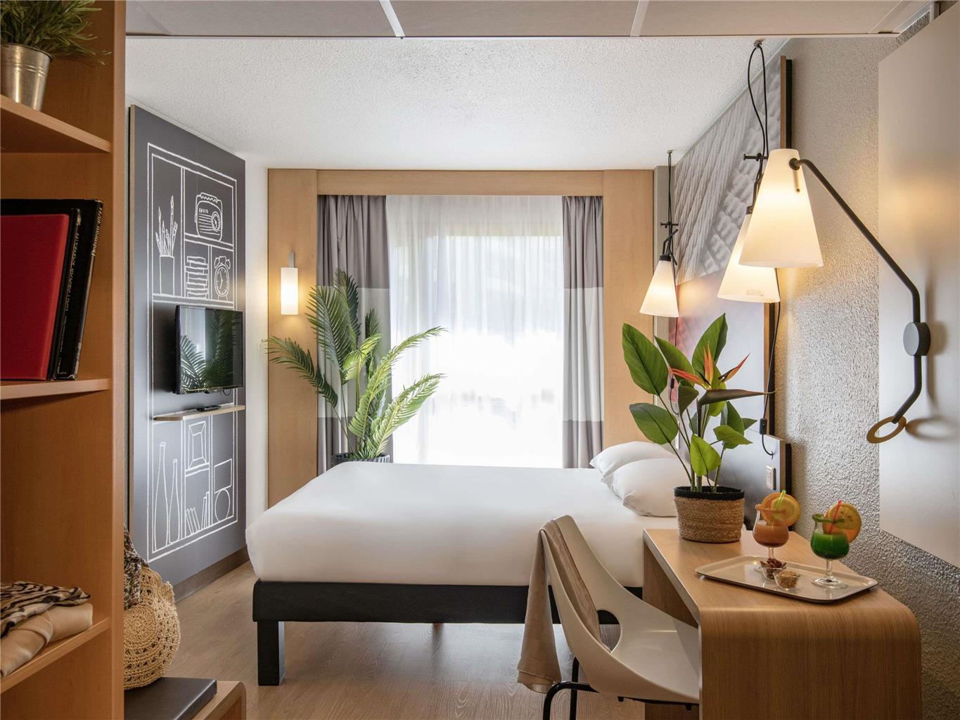 Ibis Cannes Plage La Bocca