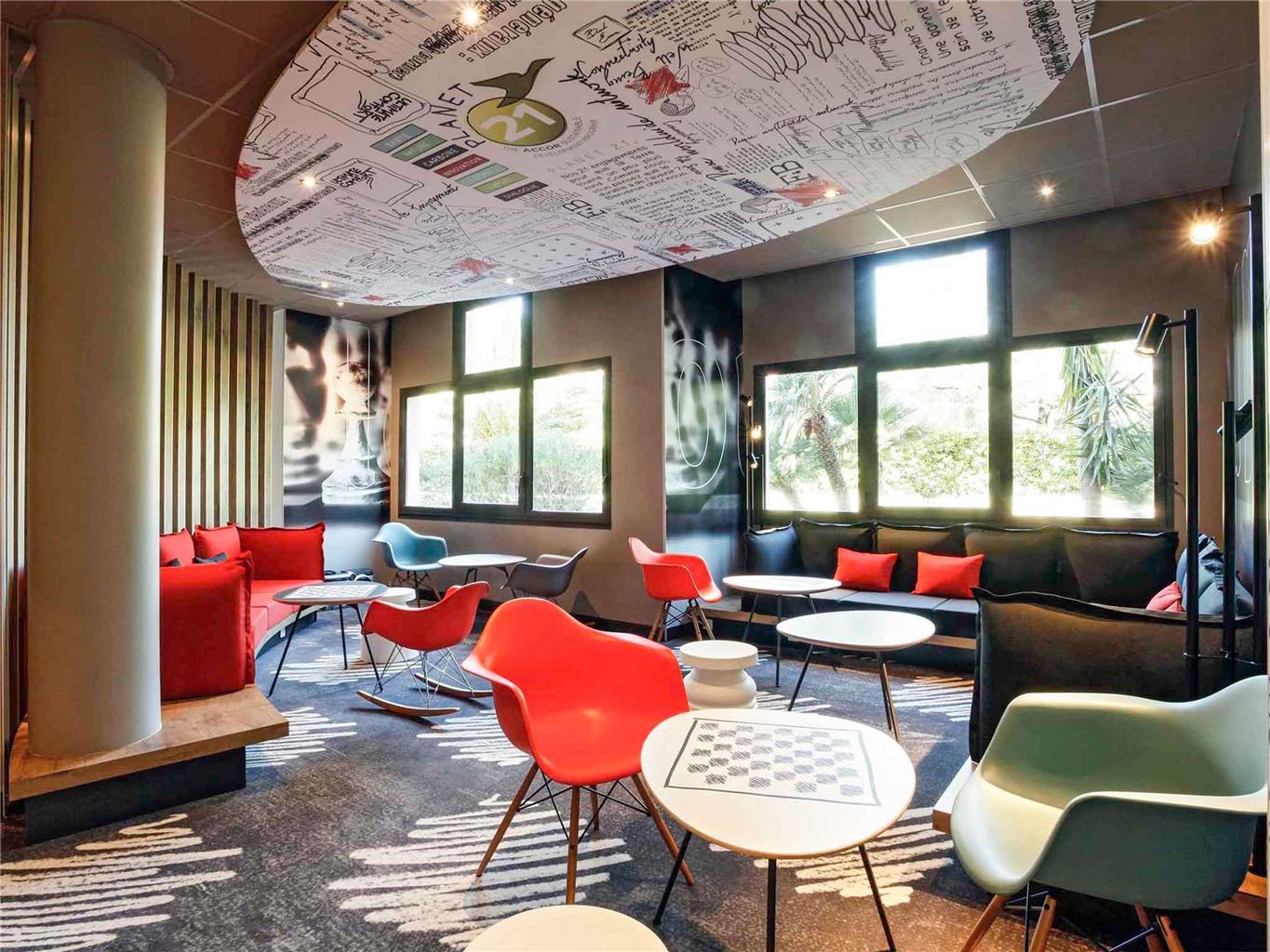 Ibis Hyeres