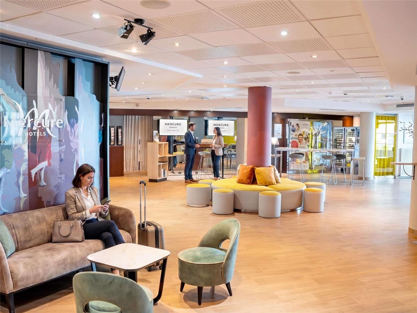 Mercure Paris Massy Gare TGV Hotel