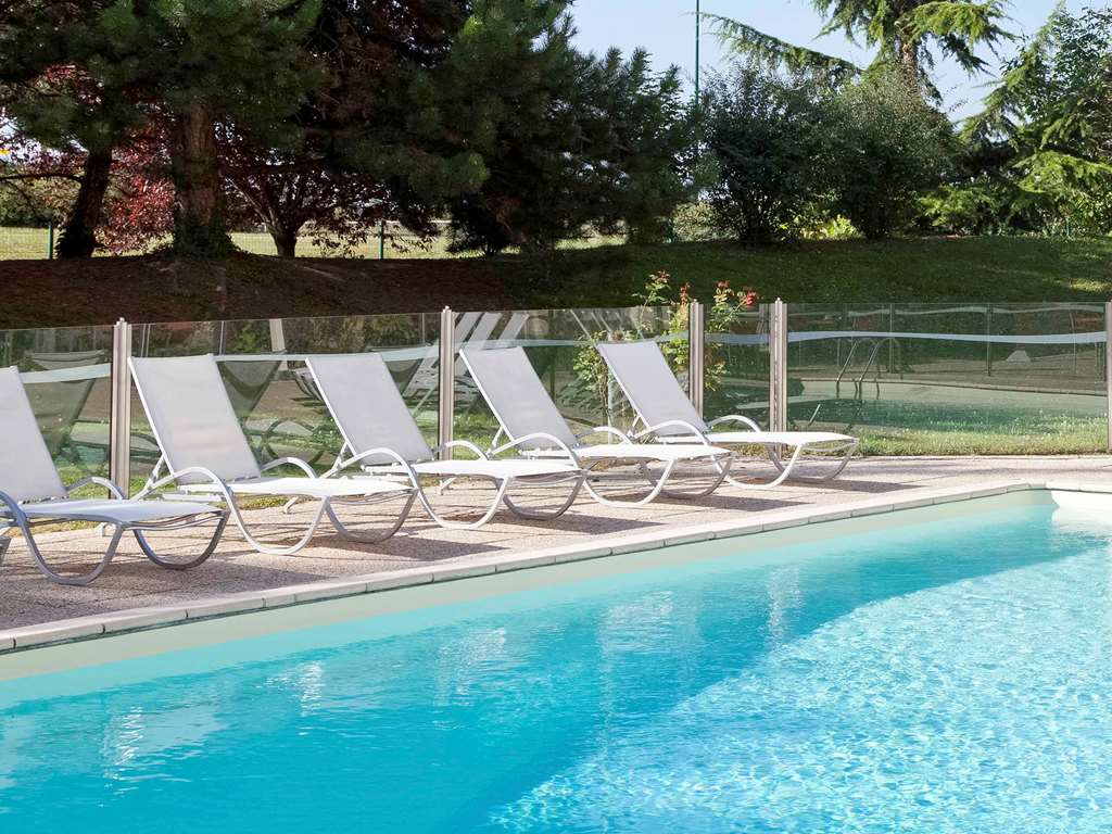 Novotel Beaune - Tap to explore photos