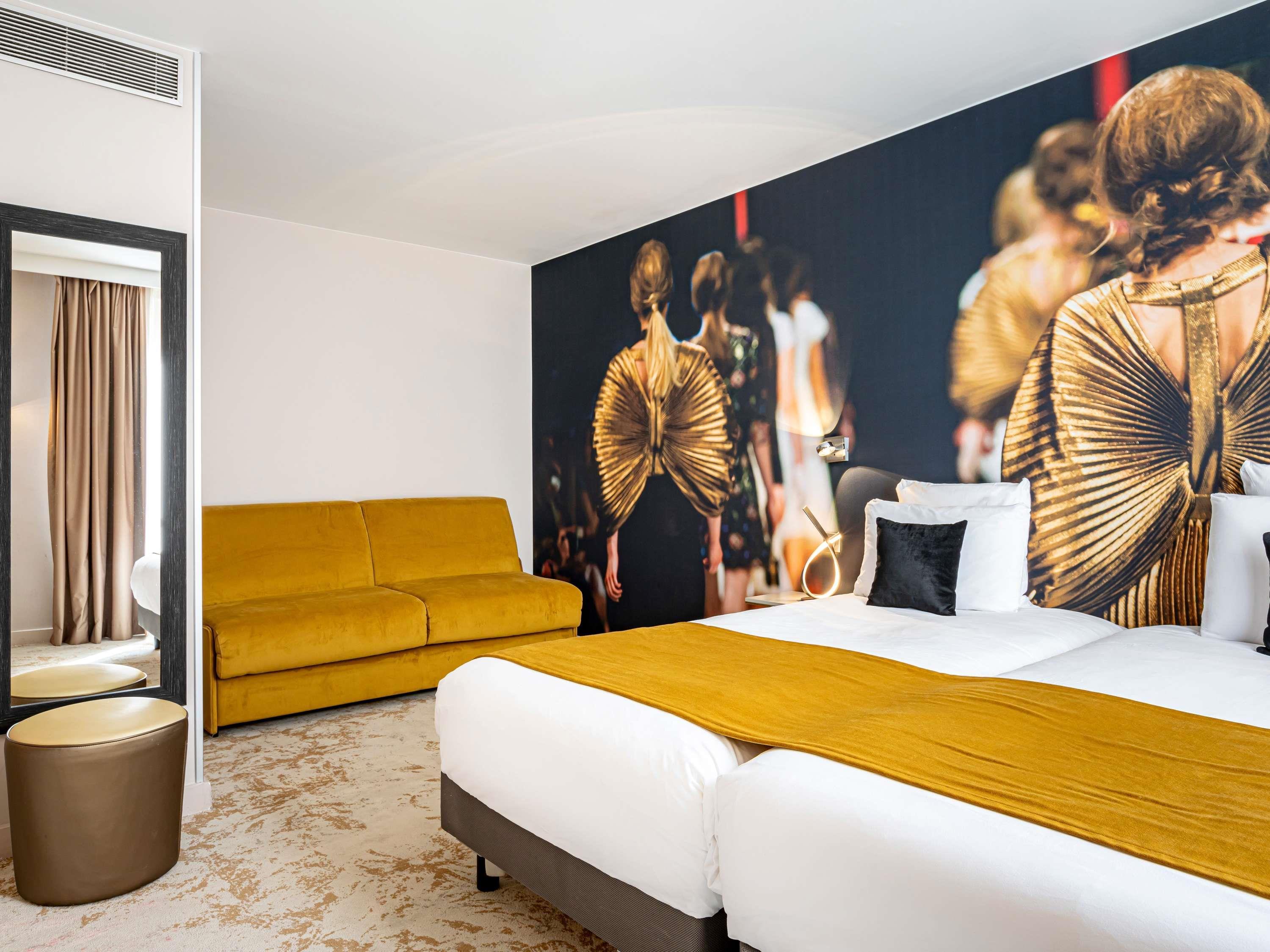 Mercure Paris Place d'Italie Room Type - Classic Room with 1 double bed and 1 single sofa bed Mercure Paris Place d'Italie Room Type - Classic Room with 1 double bed and 1 single sofa bed