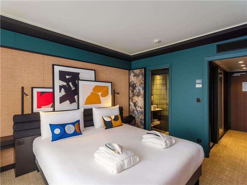 Guest Room,On-Site