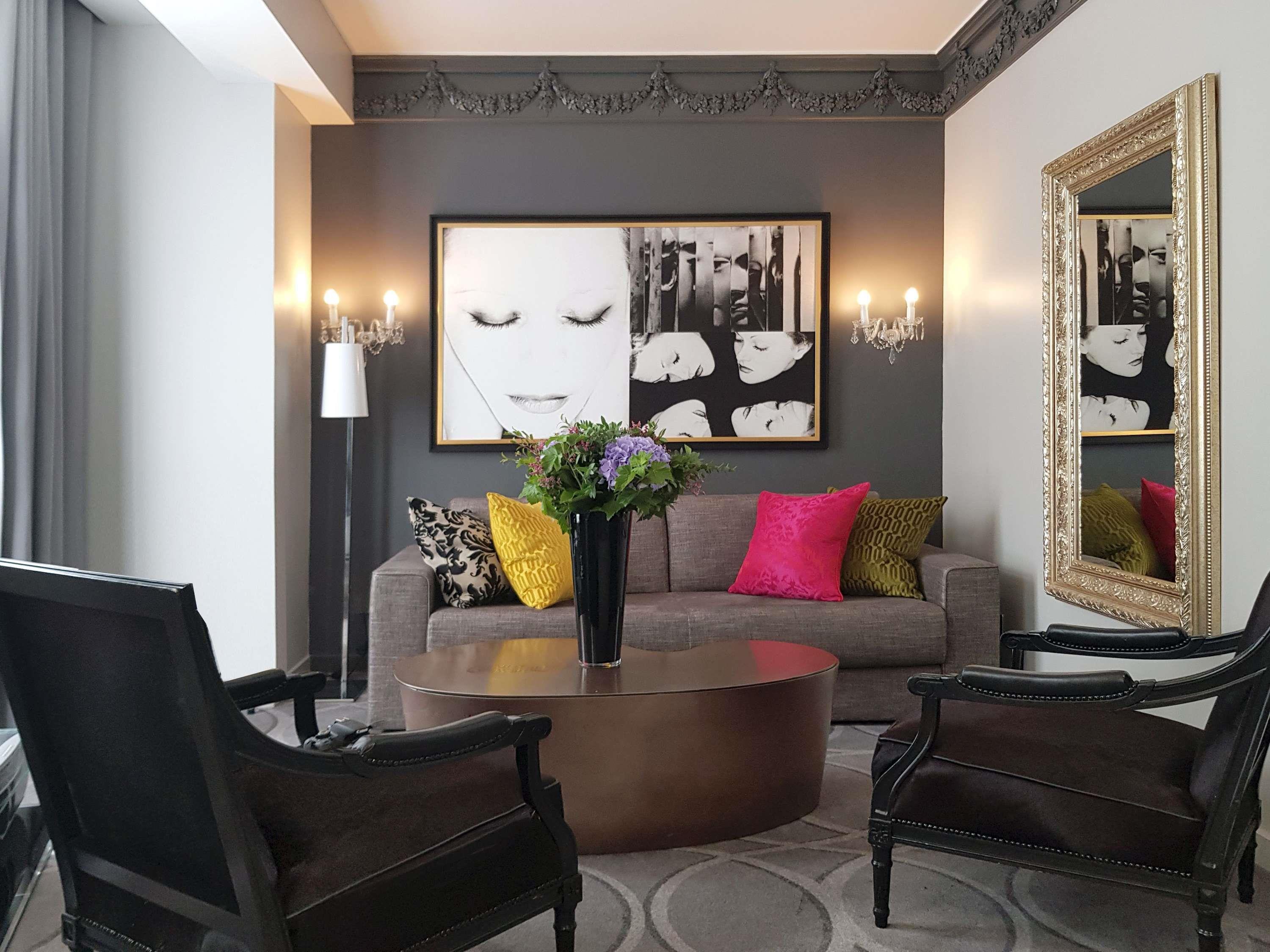 Sofitel Paris Le Faubourg Room Type - OPERA SUITE - King bed - Parisian chic and 18th Century fused styles