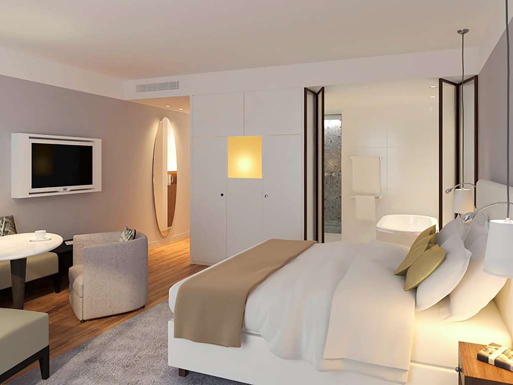 Sofitel Paris Arc de Triomphe in Paris