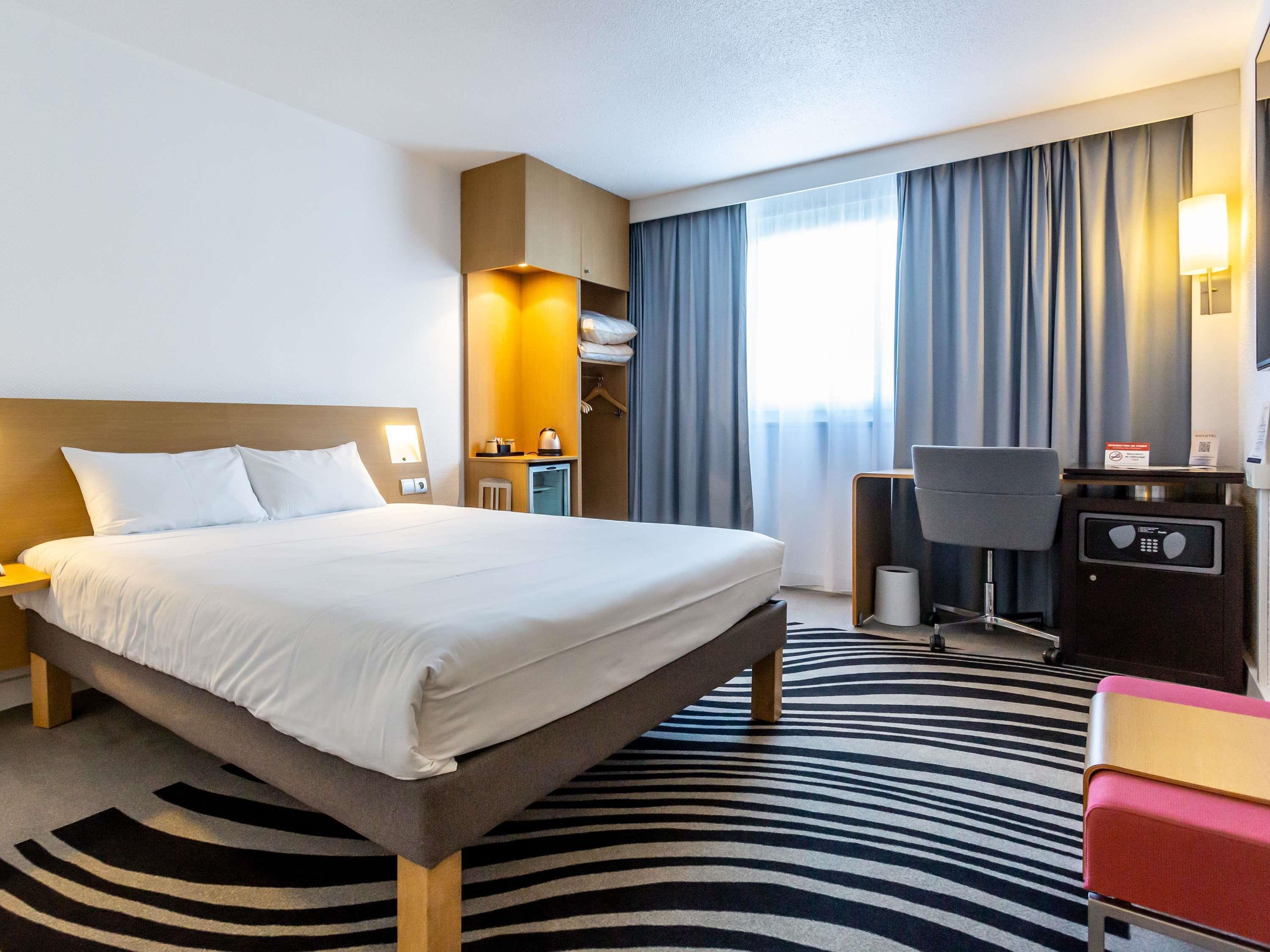 Novotel Bourges Room Type - Standard Room for guests with reduced mobility