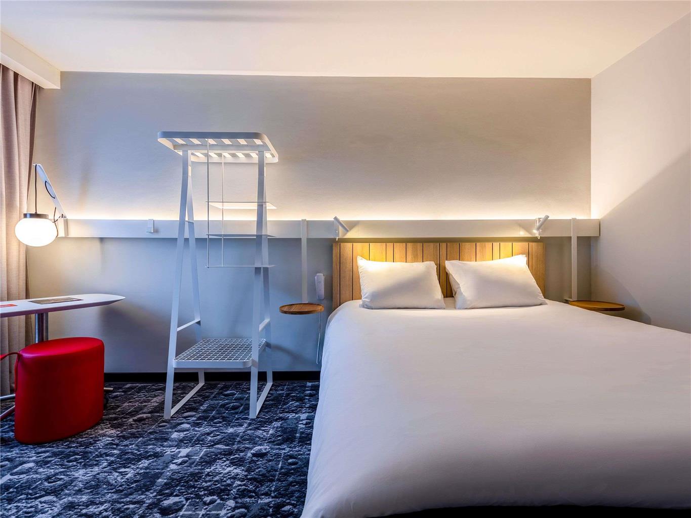 Ibis La Rochelle Centre Historique