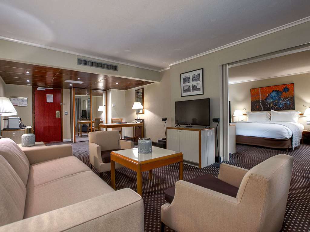 Sofitel Algiers Hamma Garden Room Type - Prestige Suite-1 King Size Bed, Garden Orcity View Sofitel Algiers Hamma Garden Room Type - Prestige Suite-1 King Size Bed, Garden Orcity View