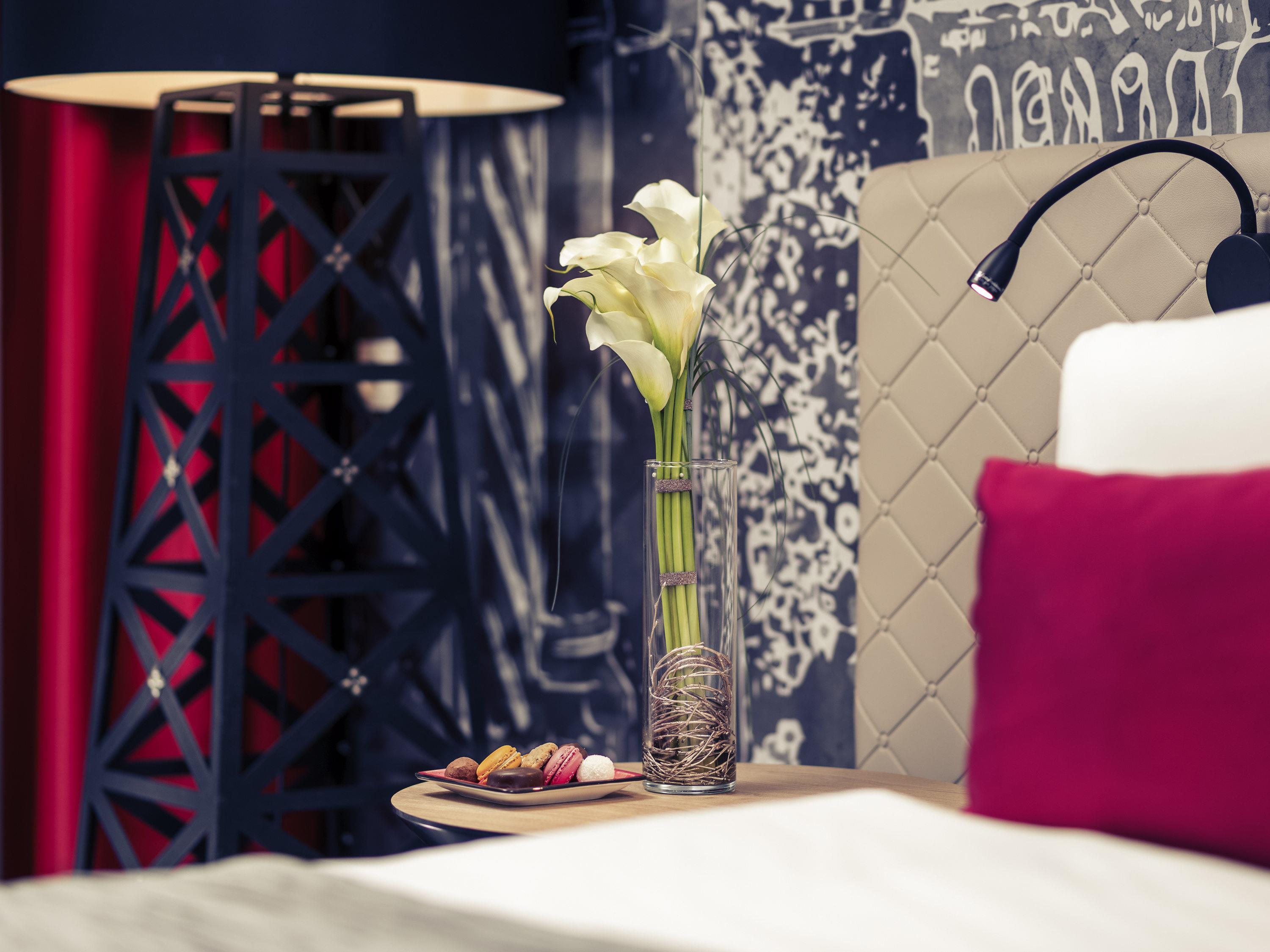Mercure Budapest Castle Hill Room Type - Superior Room with 1 doublebed and 1 sofa, feel the touch of the Buda Castle Mercure Budapest Castle Hill Room Type - Superior Room with 1 doublebed and 1 sofa, feel the touch of the Buda Castle