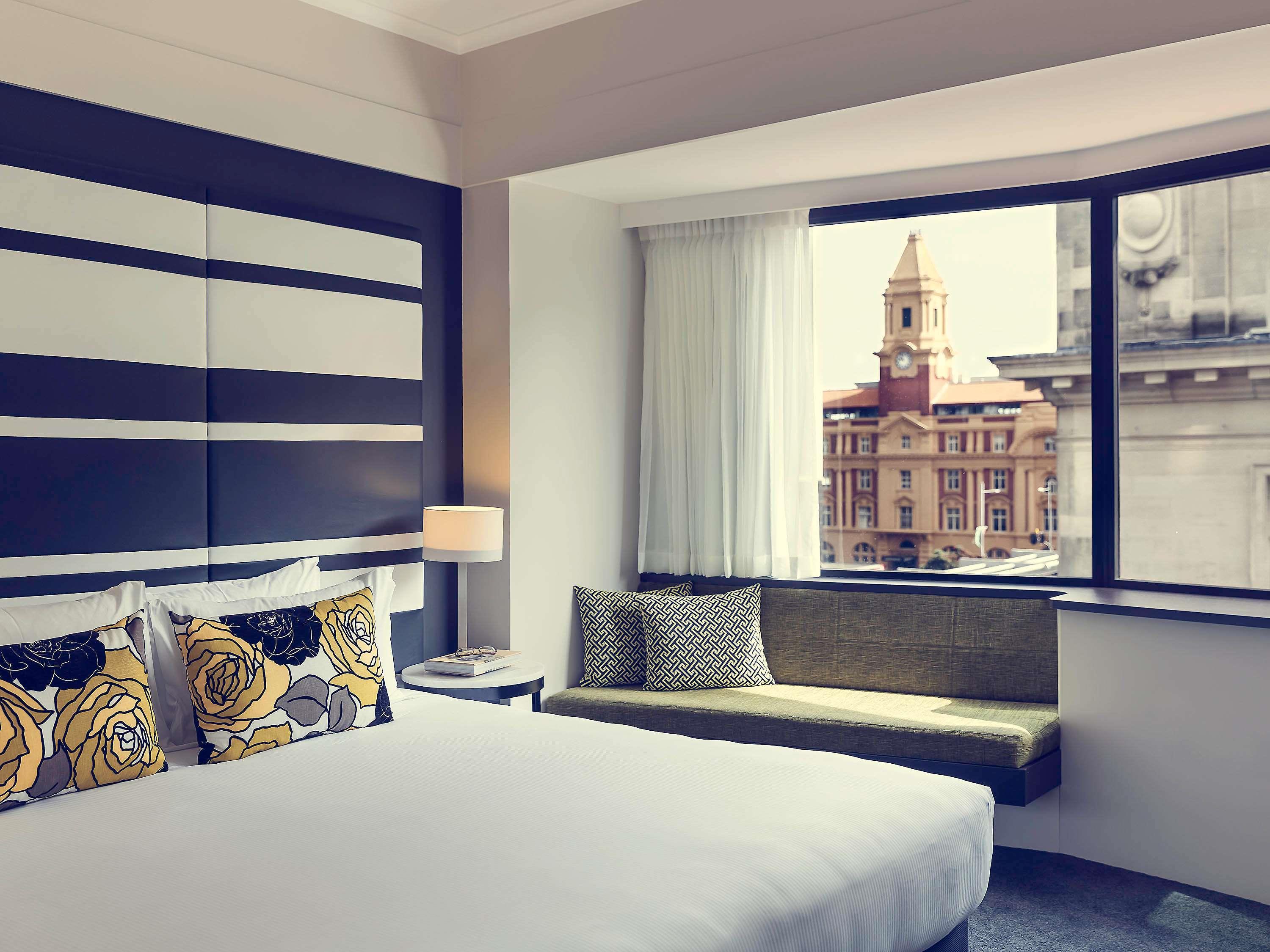 Mvenpick Hotel Auckland Room Type - Superior, 1 King Bed, City Side