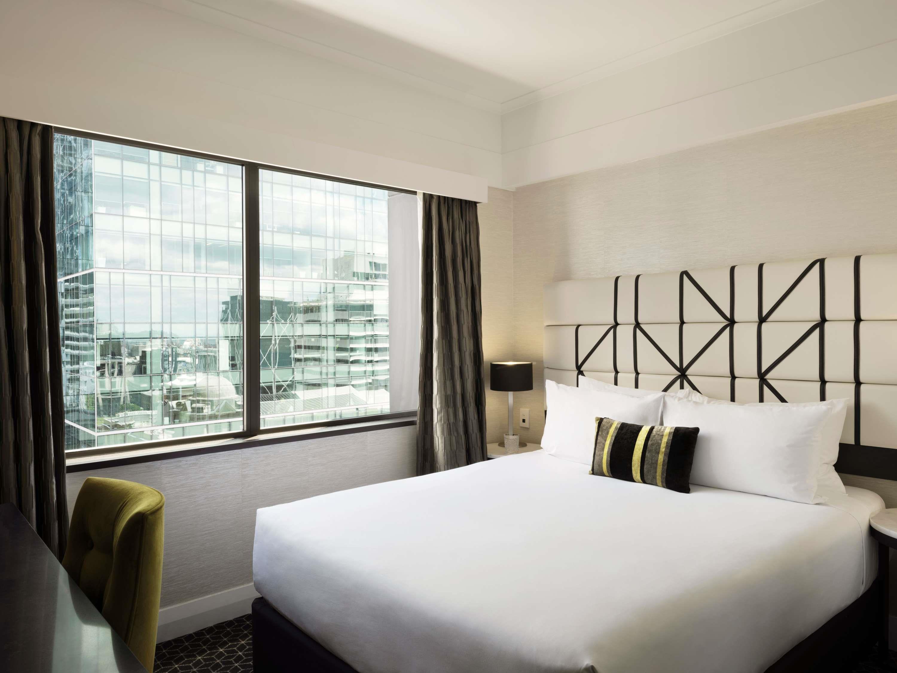 Mvenpick Hotel Auckland Room Type - Classic Room with Queen-size Bed