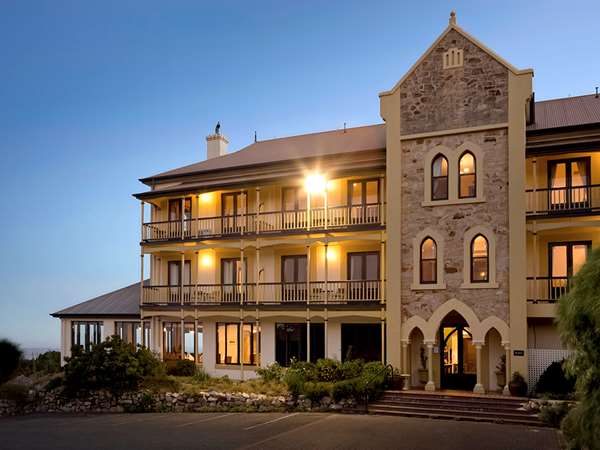 MOUNT LOFTY HOUSE - Photo 4