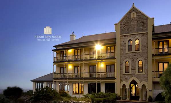 MOUNT LOFTY HOUSE - Photo 3