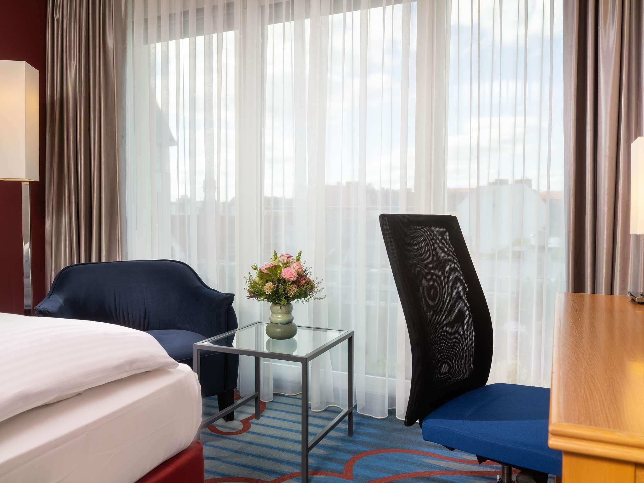 MERCURE HOTEL BERLIN TEMPELHOF Room Type - Standard Room with two single beds