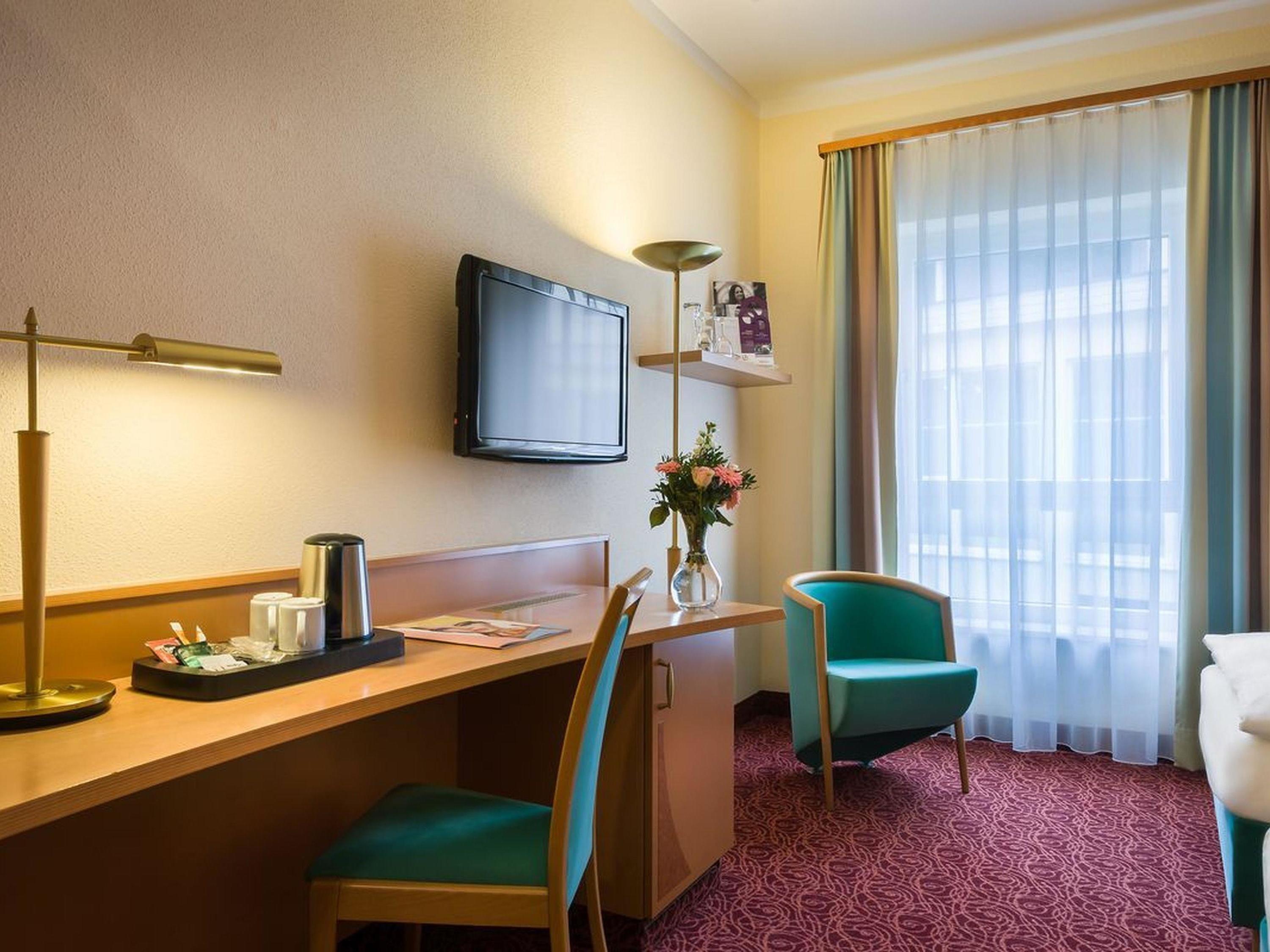 Mercure Hotel Ingolstadt - Tap to explore photos