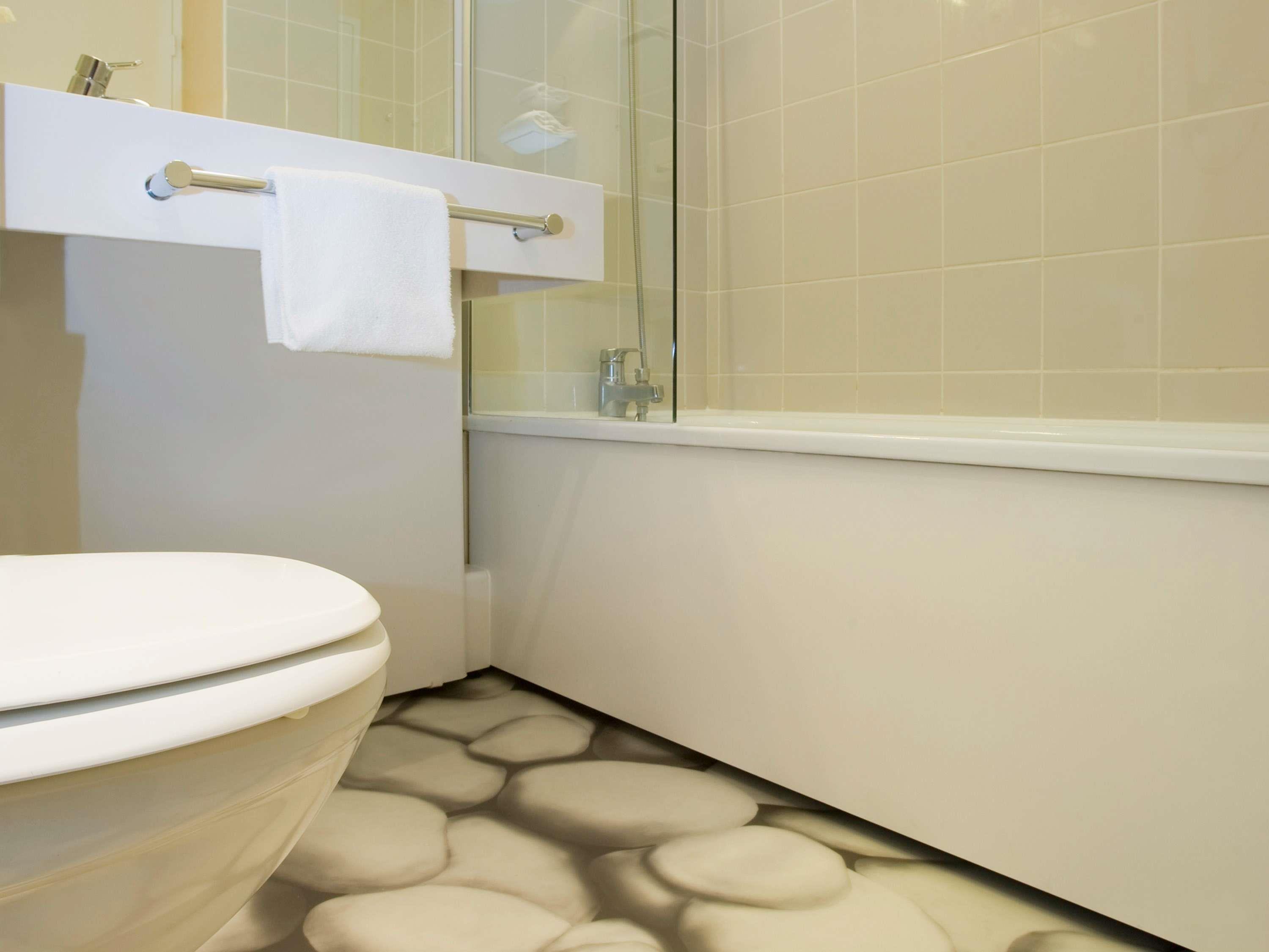 IBIS STYLES BORDEAUX AEROPORT - Tap to explore photos